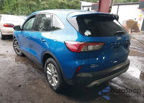 2021 Ford Escape Se z USA, uszkodzony, nr VIN 1FMCU0G68MUB08310